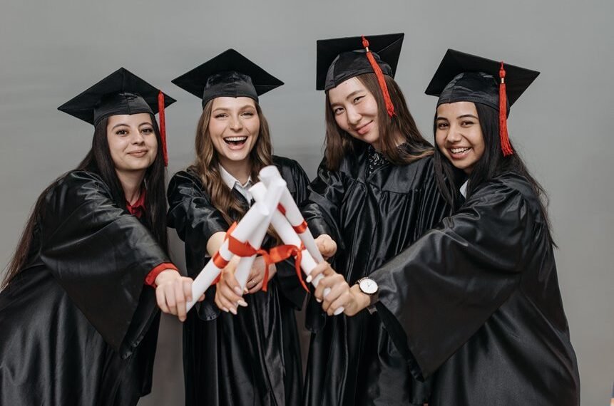 optimal scholarship application timing
